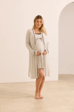 KIT ROBE E CAMISOLA DE AMAMENTAÇÃO COM RENDA E FECHO CLICK