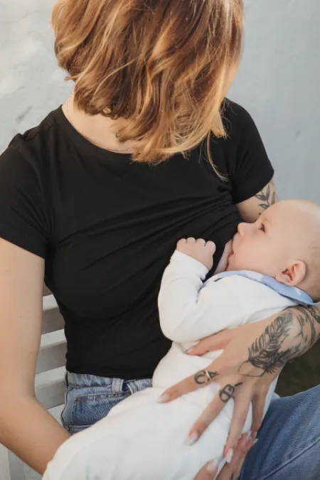 BLUSA AMAMENTAÇÃO PRÁTICA  PRETO