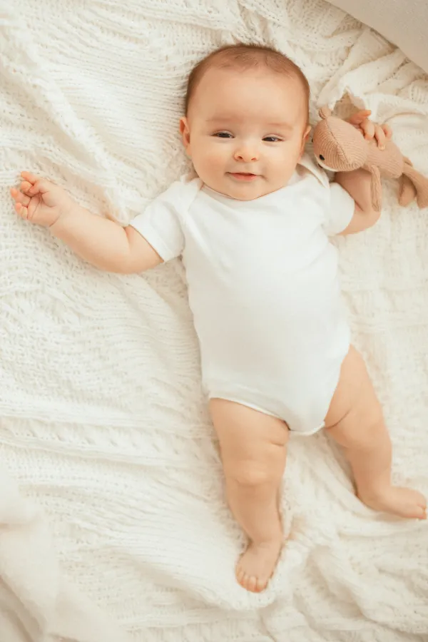 BODY DE BEBÊ ALGODÃO EGÍPCIO MANGA CURTA OFF WHITE - Imagem 1