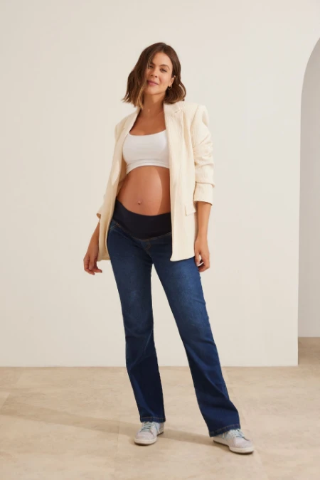 CALÇA JEANS CLÁSSICA CÓS AJUSTÁVEL GESTANTE E PÓS-PARTO AZUL ESCURO