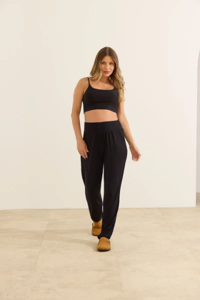 CALÇA SLIM GESTANTE E PÓS-PARTO MALHA ULTRA LIGHT PRETO - Imagem 1