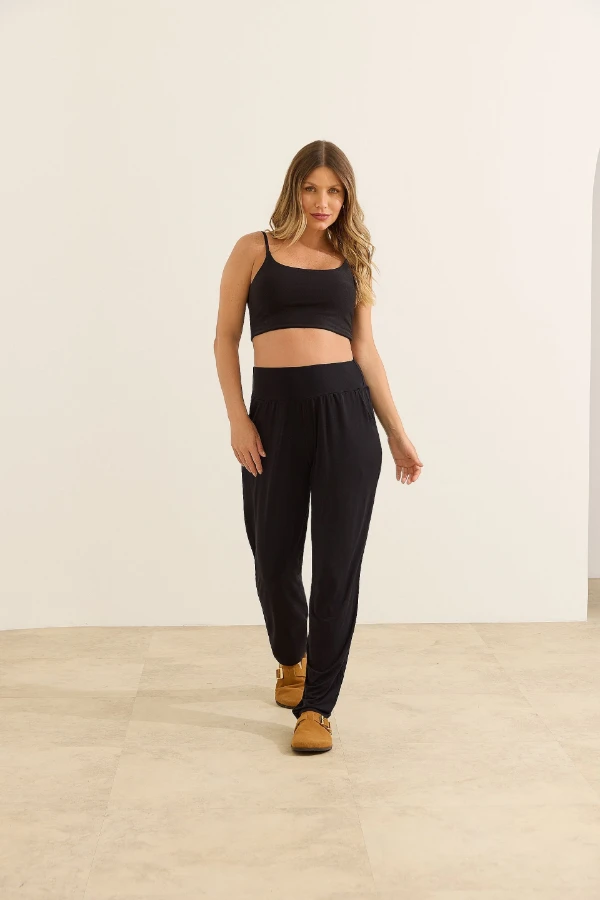 CALÇA SLIM GESTANTE E PÓS-PARTO MALHA ULTRA LIGHT PRETO - Imagem 1