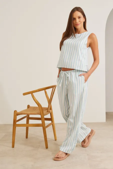 CONJUNTO EM ALGODÃO GESTANTE E AMAMENTAÇÃO COLETE + CALÇA REGULÁVEL LISTRADO AZUL CLARO
