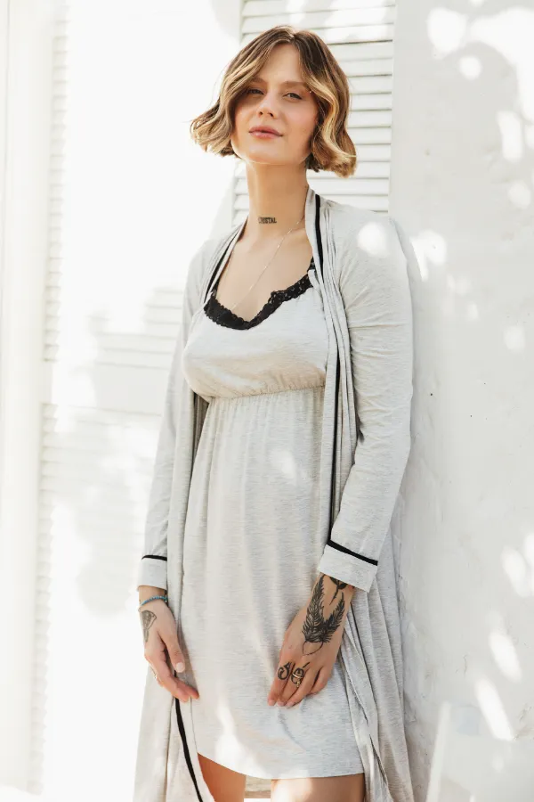 KIT ROBE E CAMISOLA DE AMAMENTAÇÃO COM RENDA E FECHO CLICK MESCLA - Imagem 2