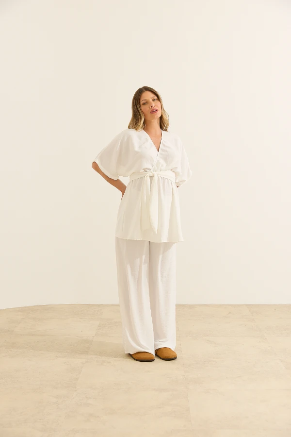 KIT GESTANTE E AMAMENTAÇÃO BLUSA TRANSPASSE CHIC E CALÇA SOLTINHA COM LASTEX  - Imagem 2