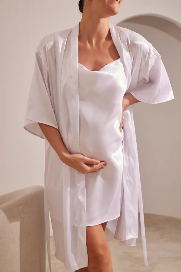 ROBE MATERNIDADE MIDI DE CETIM BRANCO - Imagem 2